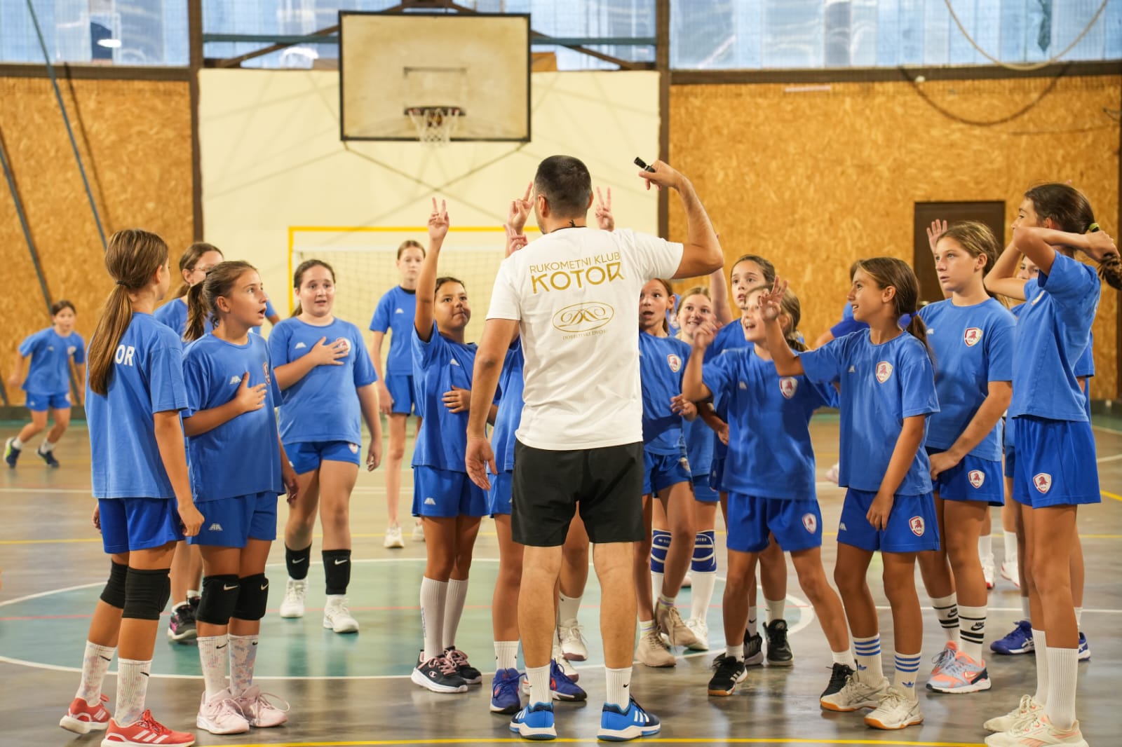 NOVA SEZONA JE POČELA